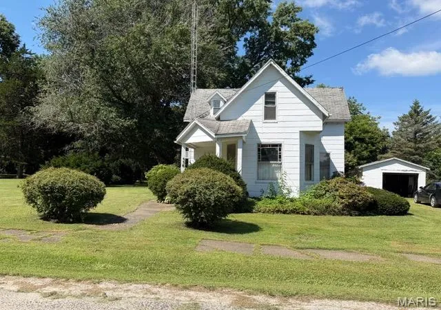 1st image of 556 S Spruce St, Nokomis, IL 62075 | MLS# MIS26053983