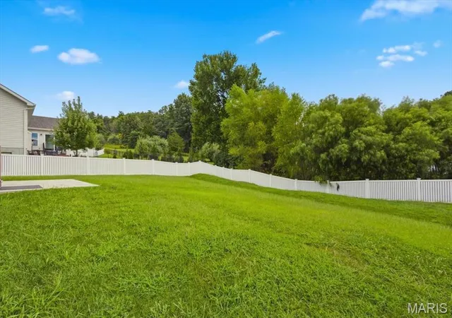 Photo 4 of Single family home for sale at 5150 Greensfelder Valley Ct, Eureka, MO 63025 | MLS# MIS26053986 | Listing updated on 2026-09-16