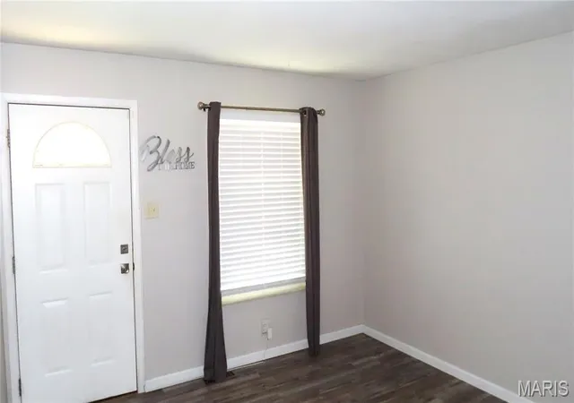 image of 1095 Thompson Dr, Florissant, MO 63031 | MLS# MIS26053991