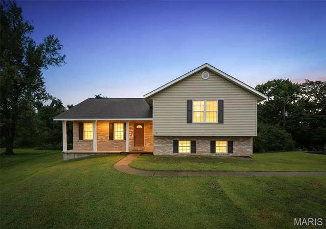 Photo 1 of Single family home for sale at 411 Trevor Ct, Bonne Terre, MO 63628 | MLS# MIS26054004 | Listing updated on 2026-08-29