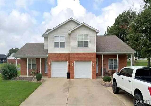 Photo 1 of Multi family home for sale at 205 Walnut St, Bartelso, IL 62218 | MLS# MIS26054005 | Listing updated on 2026-09-02