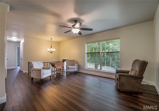 Photo 3 of Single family home for sale at 230 Ridge Dr, Chester, IL 62233 | MLS# MIS26054017 | Listing updated on 2026-08-21