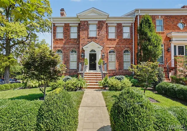 Photo 1 of Sale Pending at 168 N Central Ave, Saint Louis, MO 63105 | MLS# MIS26054019 | Listing updated on 2026-09-01