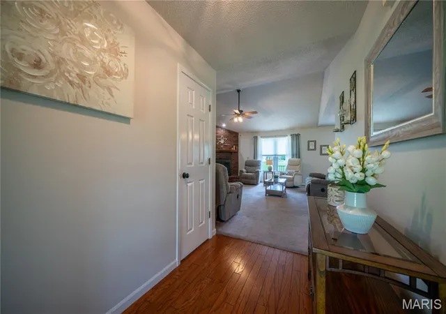 Photo 3 of Single family home for sale at 5111 E Flamingo Dr, Hallsville, MO 65255 | MLS# MIS26054020 | Listing updated on 2026-08-31