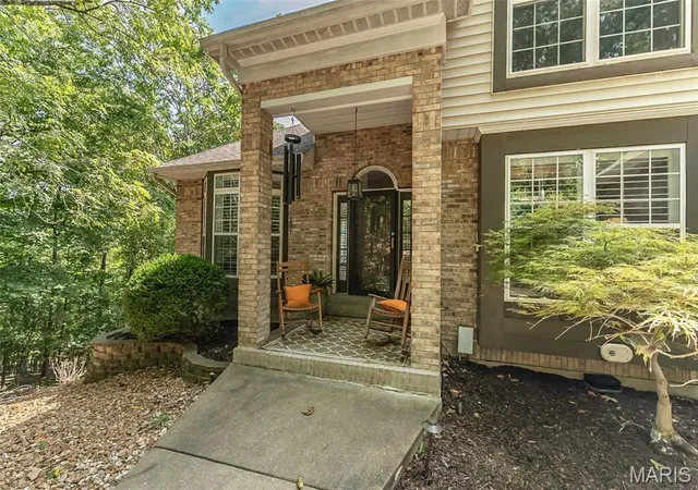 Photo 3 of Sale Pending at 756 Heatherstone Dr, High Ridge, MO 63049 | MLS# MIS26054027 | Listing updated on 2026-09-17