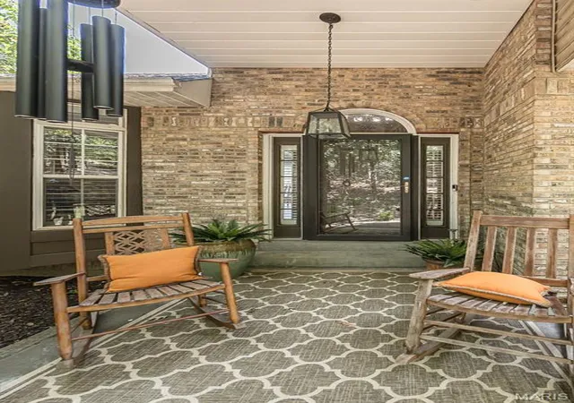 Photo 4 of Sale Pending at 756 Heatherstone Dr, High Ridge, MO 63049 | MLS# MIS26054027 | Listing updated on 2026-09-17