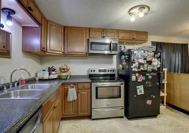 Photo 3 of Single family home for sale at 325 Westwood Dr, Kahoka, MO 63445 | MLS# MIS26054028 | Listing updated on 2026-10-08