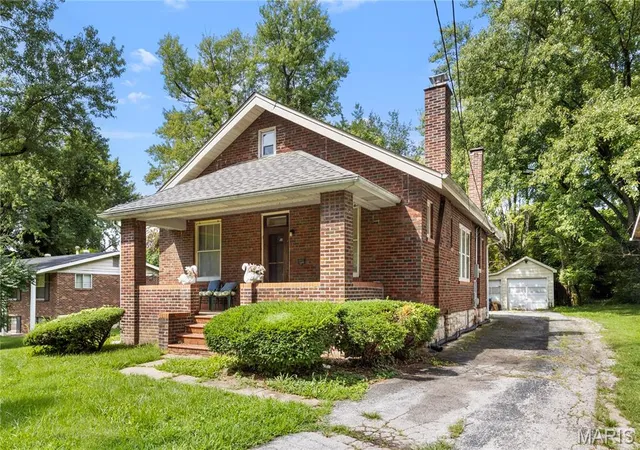 Photo 1 of Single family home for sale at 9825 Ventura Dr, Saint Louis, MO 63136 | MLS# MIS26054029 | Listing updated on 2026-09-15