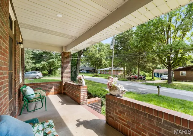 Photo 3 of Single family home for sale at 9825 Ventura Dr, Saint Louis, MO 63136 | MLS# MIS26054029 | Listing updated on 2026-09-15