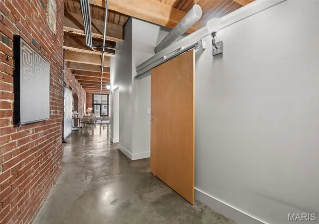 Listing Photo 5 - Condo for sale in building located at 1113 Washington Ave, St. Louis, MO 63101 - Unit #417