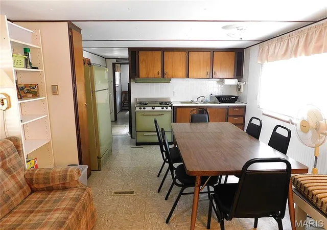 Photo 4 of House for sale at 2388 Acres Greenstreet Rd, Beaufort, MO 63013 | MLS# MIS26054042 | Listing updated on 2026-08-27