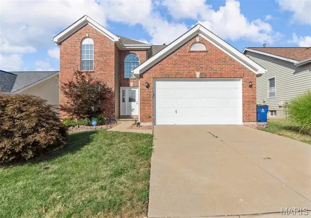 Photo 2 of Single family home for sale at 141 Belhman Meadows Wy, Florissant, MO 63034 | MLS# MIS26054043 | Listing updated on 2026-08-25