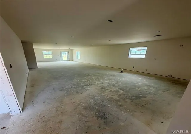 Photo 3 of Single family home for sale at 16 High Garden St, Cape Girardeau, MO 63701 | MLS# MIS26054045 | Listing updated on 2026-08-21