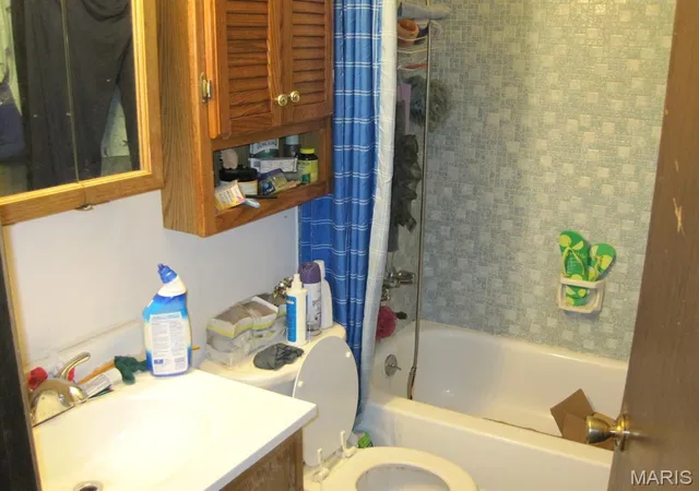 Photo 3 of Single family home for sale at 3883 Stone Ridge Ct, Arnold, MO 63010 | MLS# MIS26054063 | Listing updated on 2026-08-21