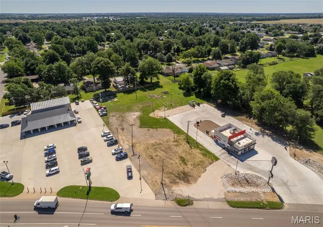 4th image of 808 S Main St, Sikeston, MO 63801 | MLS# MIS26054082