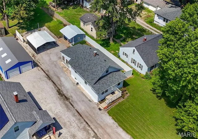 4th image of 2403 Old State Route 3, East Carondelet, IL 62240 | MLS# MIS26054104