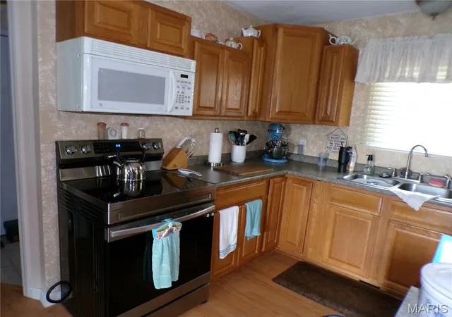 Photo 4 of Sale Pending at 712 N James St, Sparta, IL 62286 | MLS# MIS26054114 | Listing updated on 2026-10-22