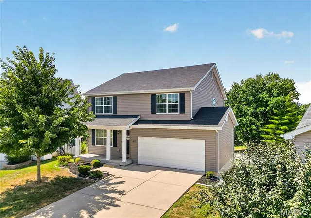 Single family home for sale at 677 Vista Conn Dr, Saint Louis, MO 63125 | MLS# MIS26054123