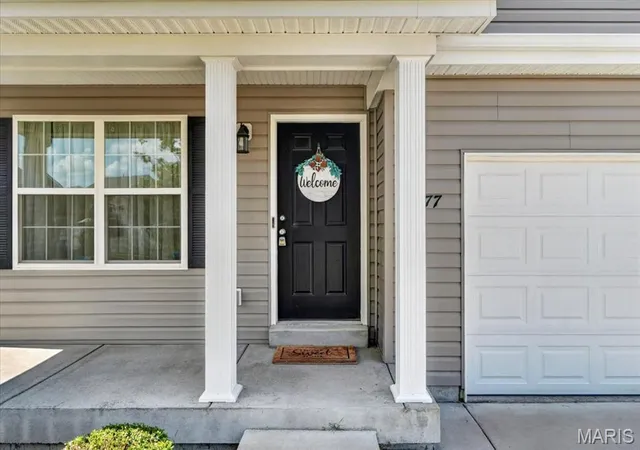 Photo 3 of Single family home for sale at 677 Vista Conn Dr, Saint Louis, MO 63125 | MLS# MIS26054123 | Listing updated on 2026-09-14
