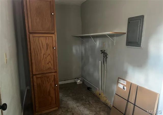 Photo 4 of Single family home for sale at 713 Hartman Ln, O'fallon, IL 62269 | MLS# MIS26054136 | Listing updated on 2026-08-21