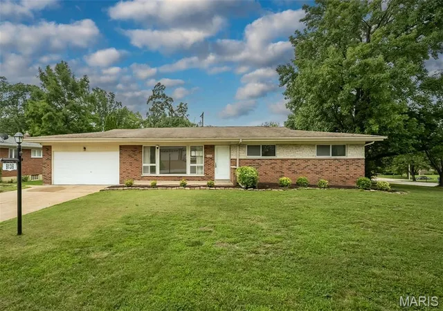 1st image of 9136 Pardee Spur, St Louis, MO 63126 | MLS# MIS26054137