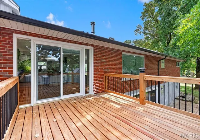 Photo 95 of Single family home for sale at 2 Dorclin Ln, Saint Louis, MO 63128 | MLS# MIS26054141 | Listing updated on 2026-09-14