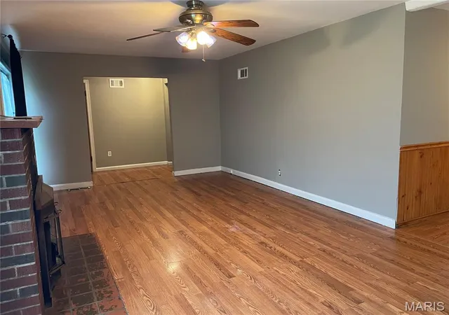 Photo 3 of Sale Pending at 8375 Latty Ave, Hazelwood, MO 63042 | MLS# MIS26054142 | Listing updated on 2026-09-13