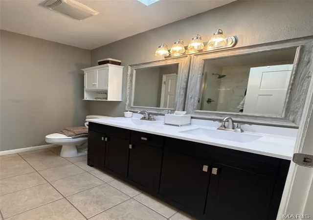 13th image of 1975 Lemontree Ln, Collinsville, IL 62234 | MLS# MIS26054145