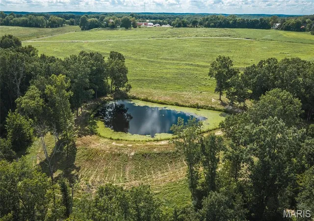 Photo 4 of Sale Pending at 2794 Ac 00 State Hwy Zz, Owensville, MO 65066 | MLS# MIS26054150 | Listing updated on 2026-08-27