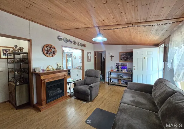 Photo 2 of Sale Pending at 11568 E State Hwy E, Cadet, MO 63630 | MLS# MIS26054169 | Listing updated on 2026-09-02