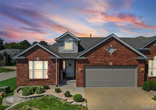Photo 1 of Sale Pending at 146 Tori Pines Dr, St Louis, MO 63129 | MLS# MIS26054175 | Listing updated on 2026-09-05