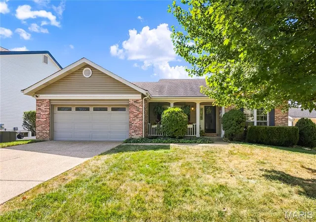 Single family home for sale at 3044 Brentmoor Dr, Saint Charles, MO 63303 | MLS# MIS26054184