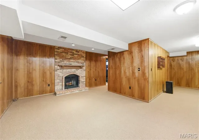 Photo 4 of Single family home for sale at 3044 Brentmoor Dr, Saint Charles, MO 63303 | MLS# MIS26054184 | Listing updated on 2026-09-25