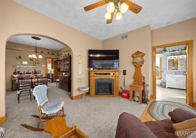 Photo 4 of Single family home for sale at 14300 Sportsmen Rd, Trenton, IL 62293 | MLS# MIS26054185 | Listing updated on 2026-08-28