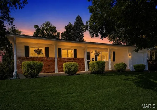 16th image of 3275 Tom Sawyer Dr, Florissant, MO 63033 | MLS# MIS26054199