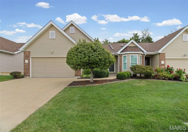 Photo 1 of Sale Pending at 3038 Ems Glen Ln, Arnold, MO 63010 | MLS# MIS26054215 | Listing updated on 2026-09-22