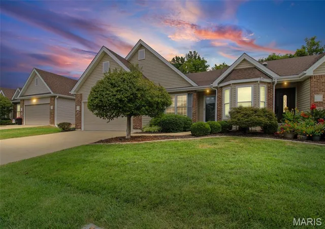 Photo 2 of Sale Pending at 3038 Ems Glen Ln, Arnold, MO 63010 | MLS# MIS26054215 | Listing updated on 2026-09-22