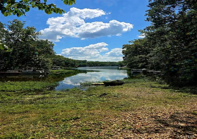 Photo 3 of Sale Pending at 2019 Lydia Ct, Bonne Terre, MO 63628 | MLS# MIS26054223 | Listing updated on 2026-09-04