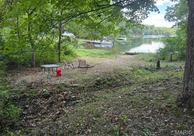 Photo 4 of Sale Pending at 2019 Lydia Ct, Bonne Terre, MO 63628 | MLS# MIS26054223 | Listing updated on 2026-09-04