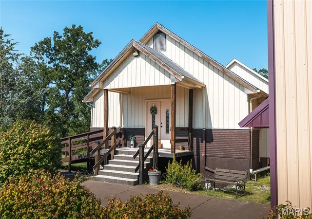 3rd image of 198 S Hwy Y, Steelville, MO 65565 | MLS# MIS26054227
