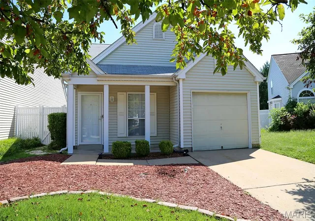 Photo 2 of Single family home for sale at 714 Liberty Village Dr, Unincorporated, MO 63031 | MLS# MIS26054243 | Listing updated on 2026-08-30