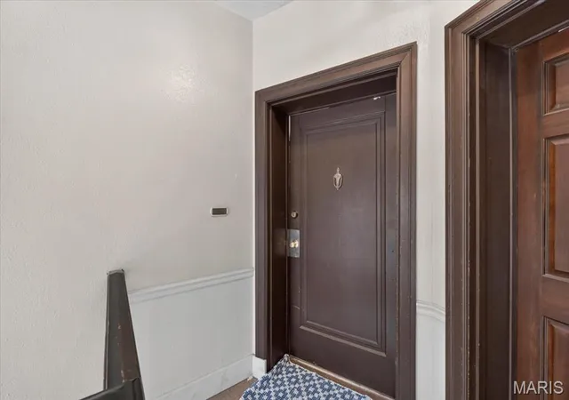 Photo 1 of Condo for sale at 7521 Buckingham Dr #3W, St Louis, MO 63105 | MLS# MIS26054259 | Listing updated on 2026-08-27