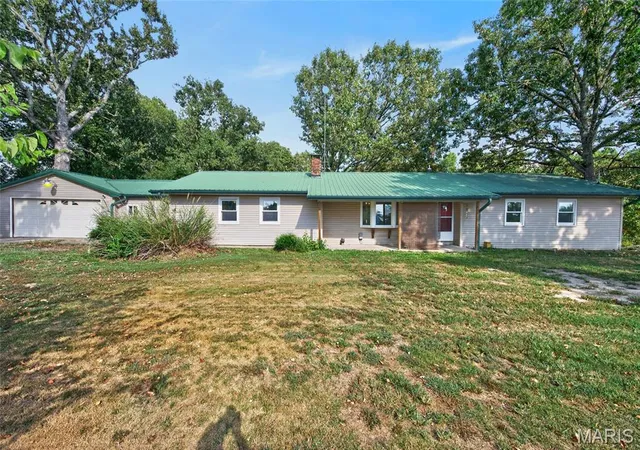 Photo 4 of Single family home for sale at 22250 S Highway 7, Richland, MO 65556 | MLS# MIS26054266 | Listing updated on 2026-09-01