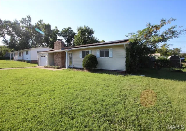Photo 3 of Single family home for sale at 108 Eric St, Fredericktown, MO 63645 | MLS# MIS26054271 | Listing updated on 2026-08-22