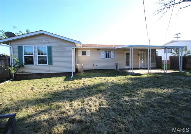 Photo 3 of Single family home for sale at 108 Eric St, Fredericktown, MO 63645 | MLS# MIS26054271 | Listing updated on 2026-10-09