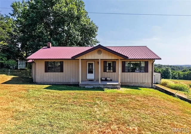 Photo 3 of Single family home for sale at 25936 Evanston Rd, Lebanon, MO 65536 | MLS# MIS26054300 | Listing updated on 2026-08-22