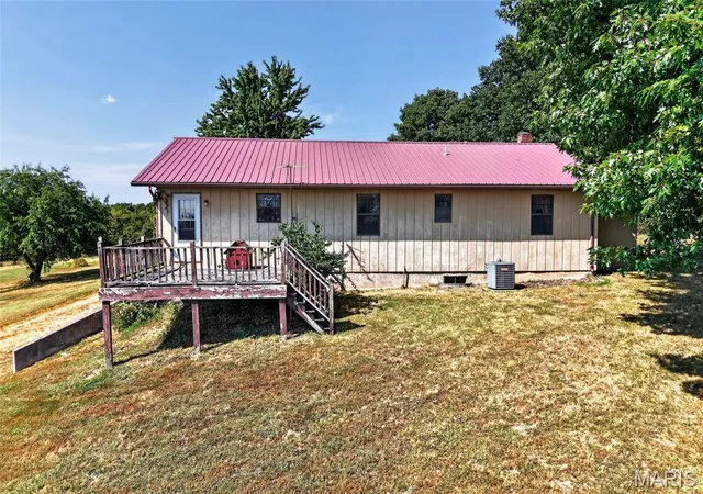 Photo 3 of Single family home for sale at 25936 Evanston Rd, Lebanon, MO 65536 | MLS# MIS26054300 | Listing updated on 2026-09-23