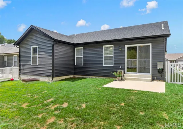 34th image of 656 Rockshire Dr, Herculaneum, MO 63048 | MLS# MIS26054307