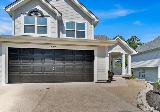 Photo 2 of Single family home for sale at 469 Seton Hall Ct, Valley Park, MO 63088 | MLS# MIS26054308 | Listing updated on 2026-09-14