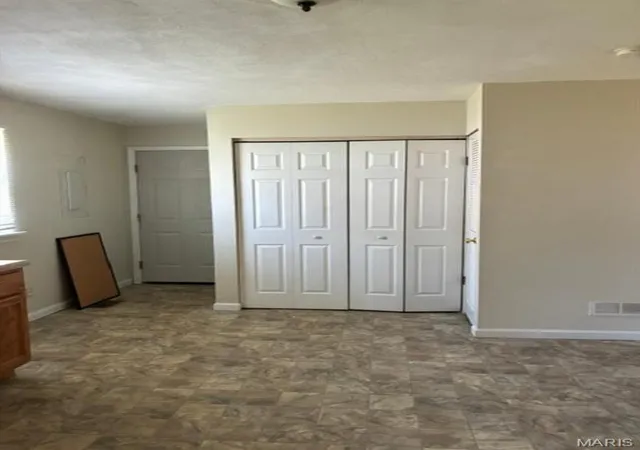 Photo 4 of Single family home for sale at 504 Stewart St, De Soto, MO 63020 | MLS# MIS26054309 | Listing updated on 2026-09-29